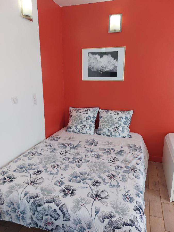 Les Belles Terrasses Dieppe ,3 Appartements , Le Vegetal De 1 A 8 Personnes , Le Tropical De 1 A 6 Personnes , Le Floral Avec Terrasse De 1 A 3 Personnes , Quartier Calme Au Stationnement Gratuit A Cote De L'Avenue Verte Bagian luar foto
